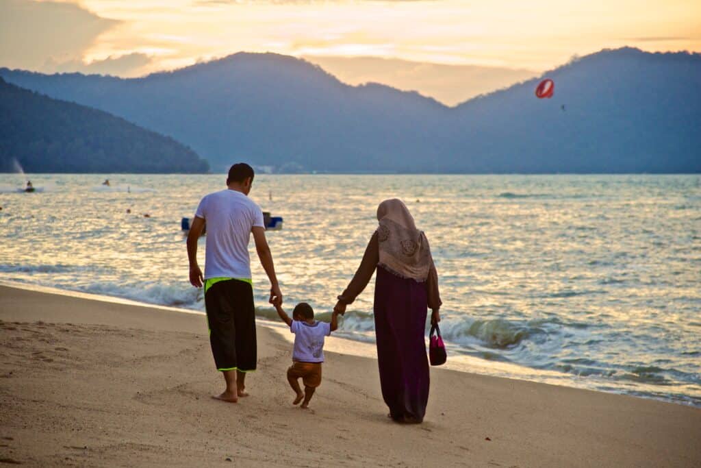 seaside muslim family